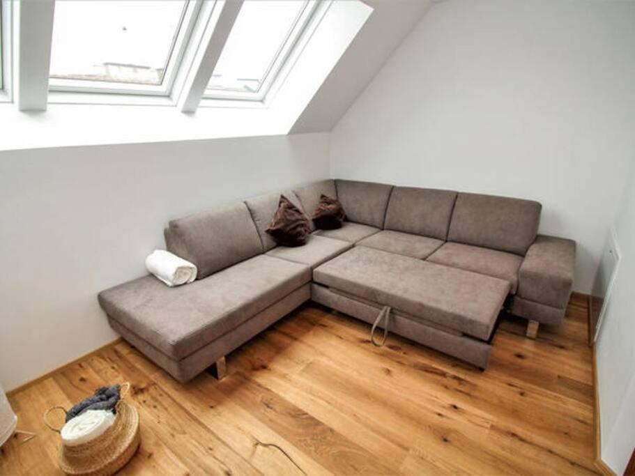 וינה Luxury 2-Floor Rooftop Apartment With Terrace In The City Center מראה חיצוני תמונה