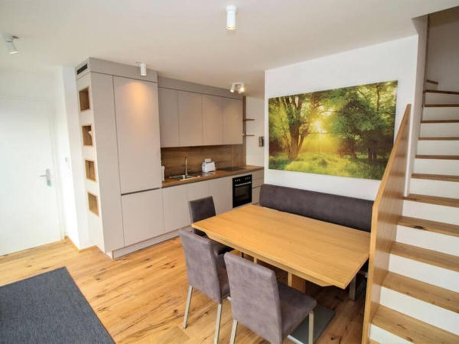 וינה Luxury 2-Floor Rooftop Apartment With Terrace In The City Center מראה חיצוני תמונה
